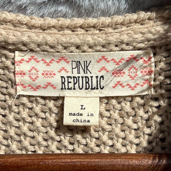 EUC Pink Republic Faux Fur Vest with knit sweater back. Size L - Picture 2 of 7